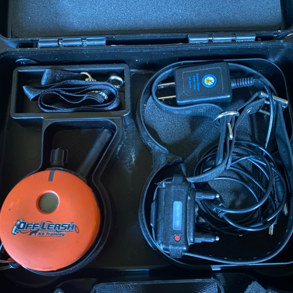 OFF-LEASH training collar - Picture 1 of 2